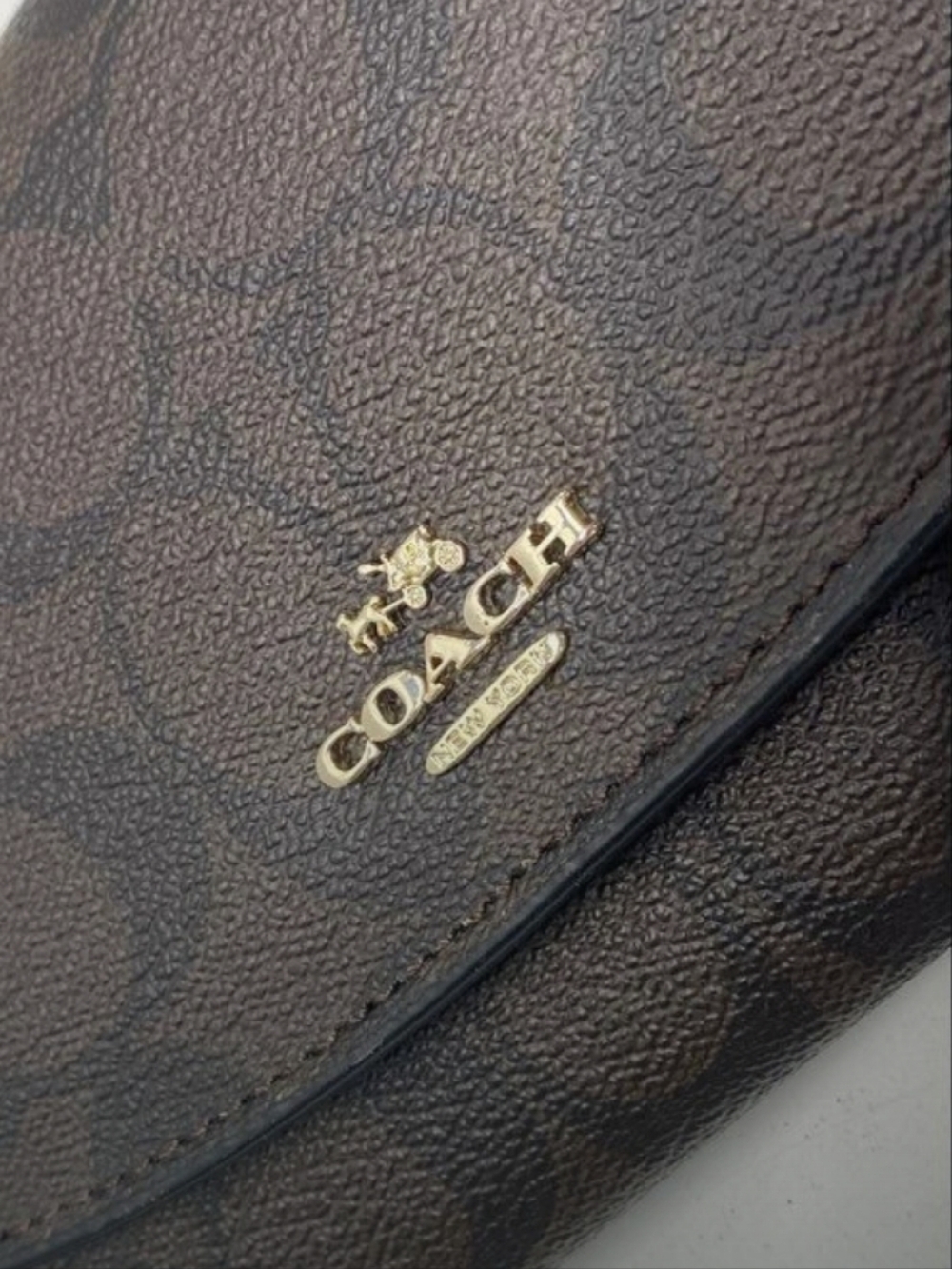 Coach-Signature Pop Slim Envelope Wallet (Brown/Black 🖤🤎) - Picture 2 of 6